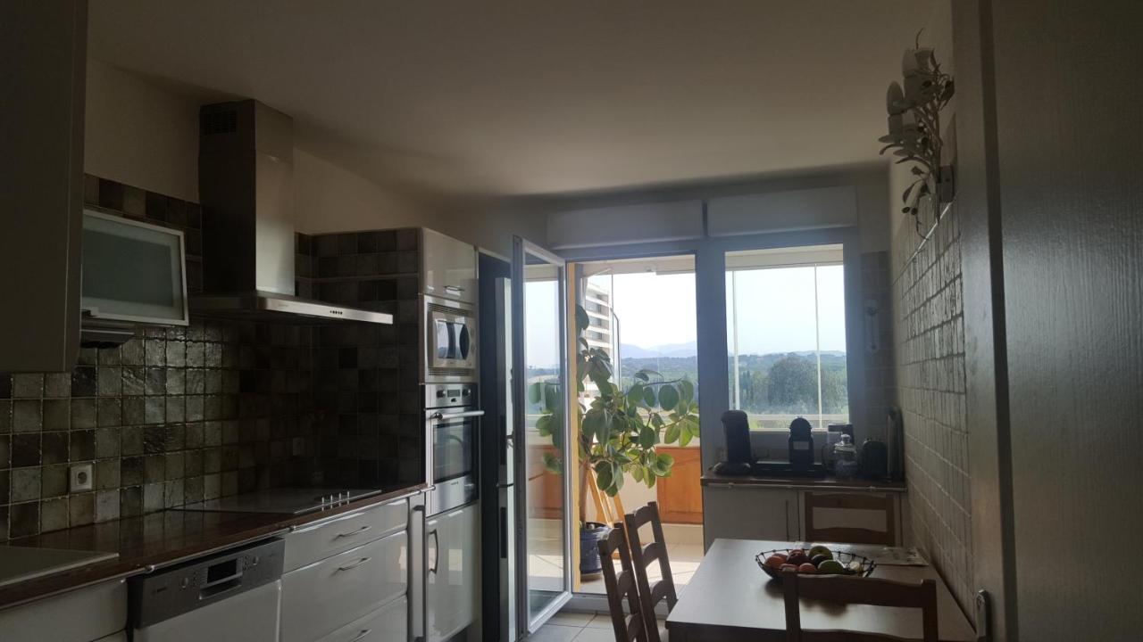 4pers ,3 Etage Dernier, Duplex Spacieux Clim, Piscine ,parking Prive Fermer * Fréjus